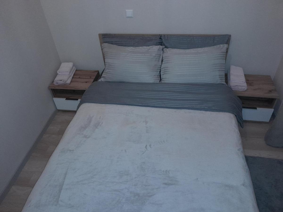 Gray Apartament 2 Приштина Екстер'єр фото