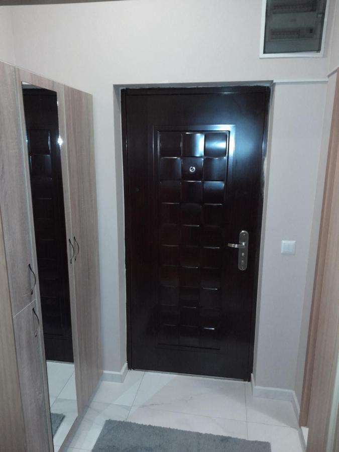Gray Apartament 2 Приштина Екстер'єр фото